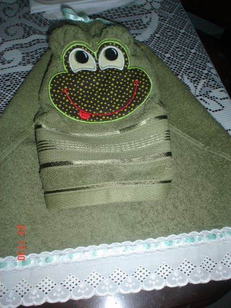 TOALHA DE ROSTO INFANTIL